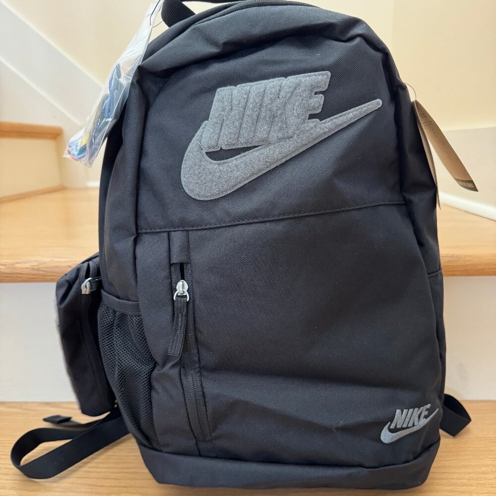 Nike Elemental Graphic Backpack 20L  in Black with Pencil Case and Patches